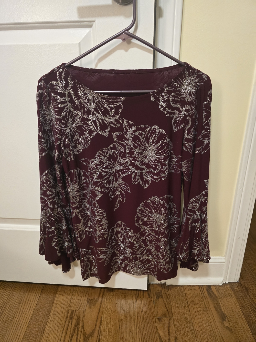 Women’s Long Sleeve Floral Print Top - Wine